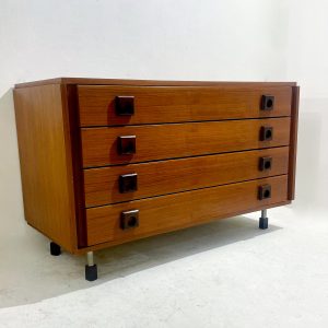 Mid Century Modern Chest of Drawers with Square Handles