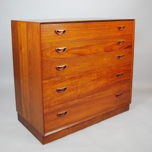 Mid-Century Chest of Drawers by Peter Hvidt & Molgaard-Nielson