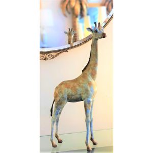 Contemporary bronze "Giraffe" - Sculpture by Chantal Porras